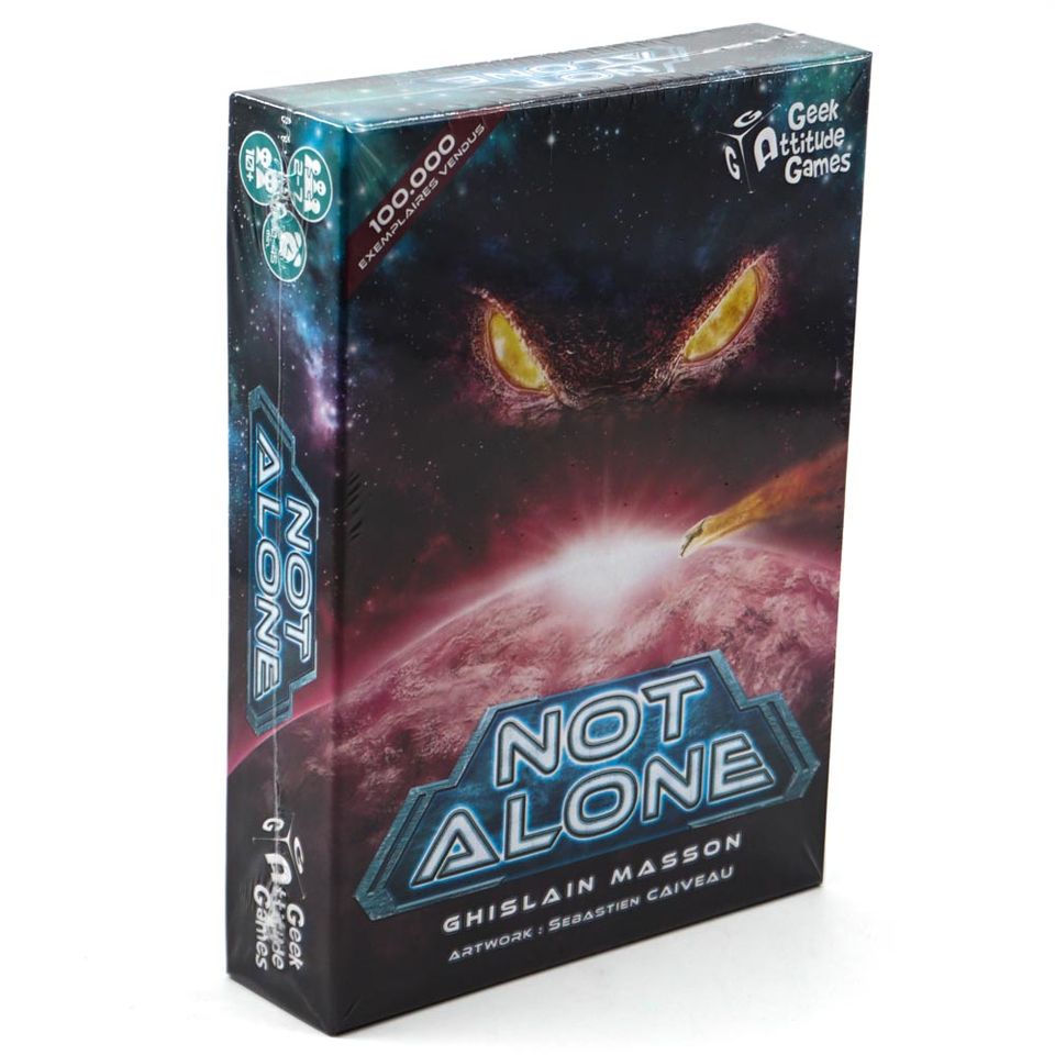Not Alone : Boite de base image